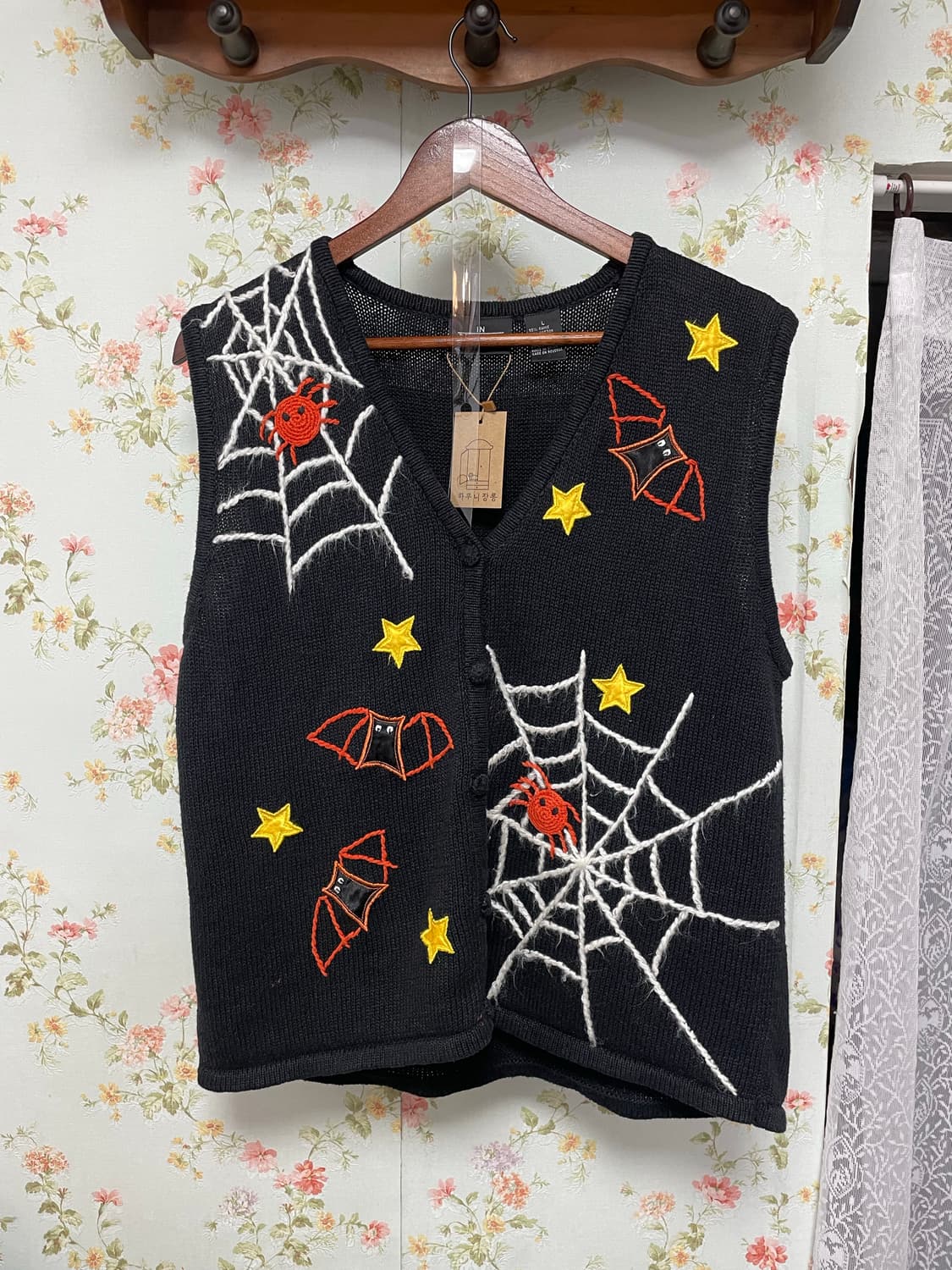 할로윈 자수 니트조끼 상품이미지1