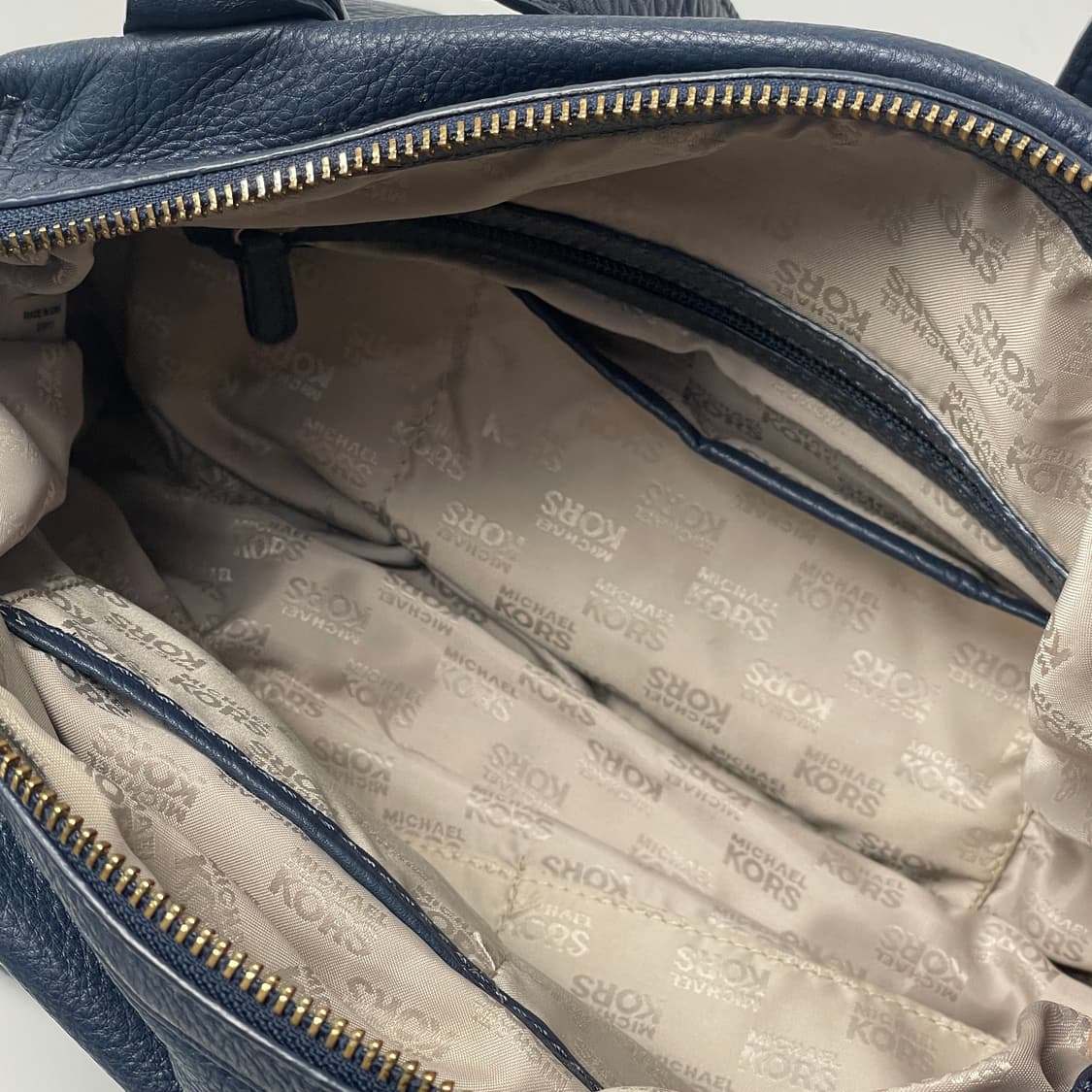 [중고] 마이클코어스 레더 토트백 상품이미지4