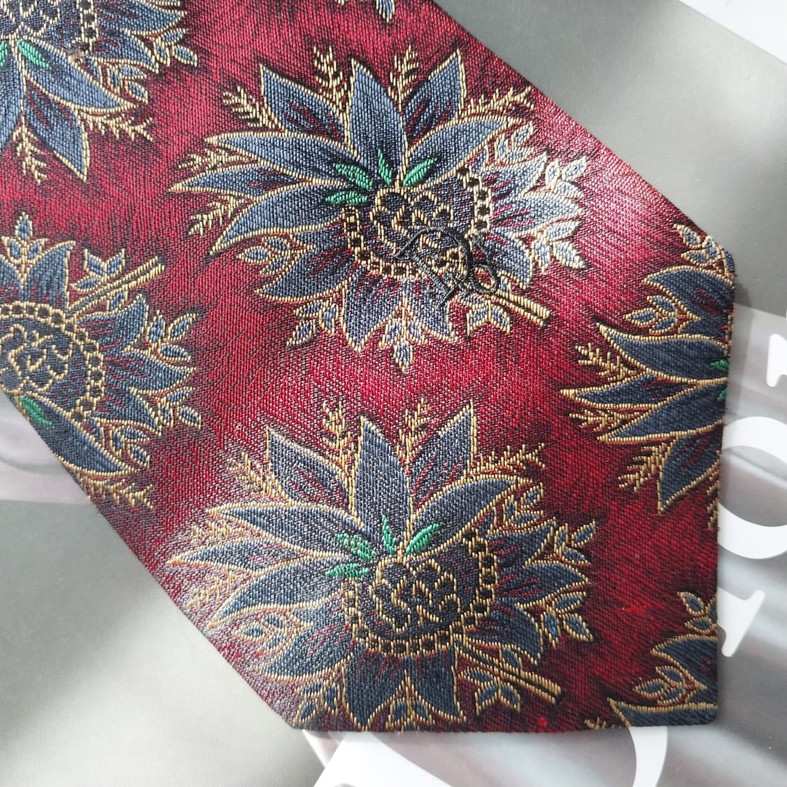 크리스찬 디올 실크 플라워 자카드 넥타이 9.3cm A등급 K2351
 상품이미지5