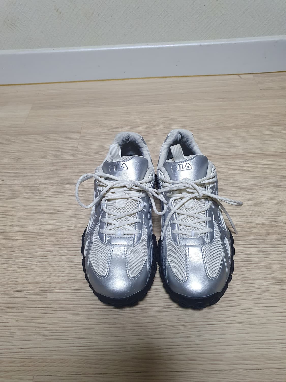 휠라 에샤페 MS 실버문 240 상품이미지3