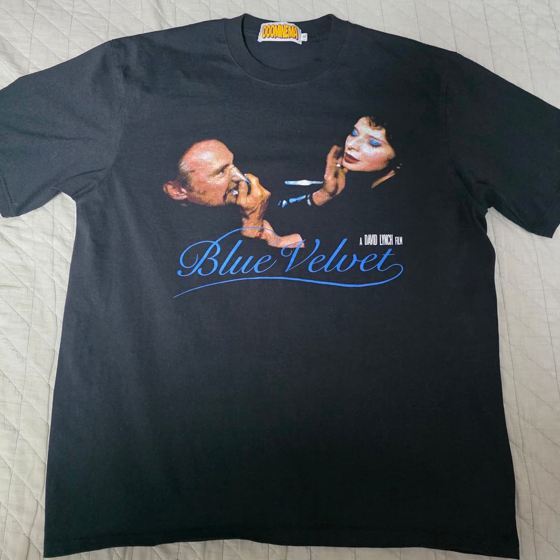 [XL] 데이비드 린치 블루 벨벳 부틀렉 무비티 상품이미지1