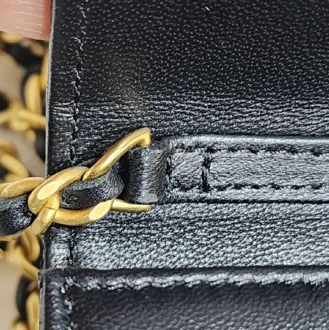 샤넬 체인 플랩 미니 크로스백 상태좋아요+감정서+내장칩 상품이미지10