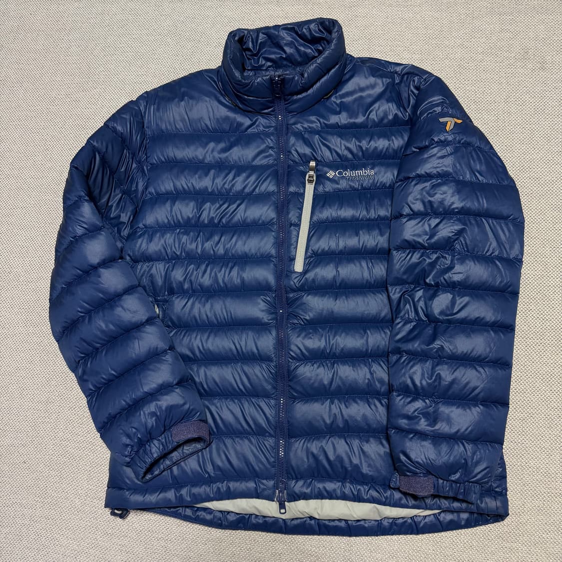 컬럼비아 티타늄 경량 다운패딩 상품이미지1