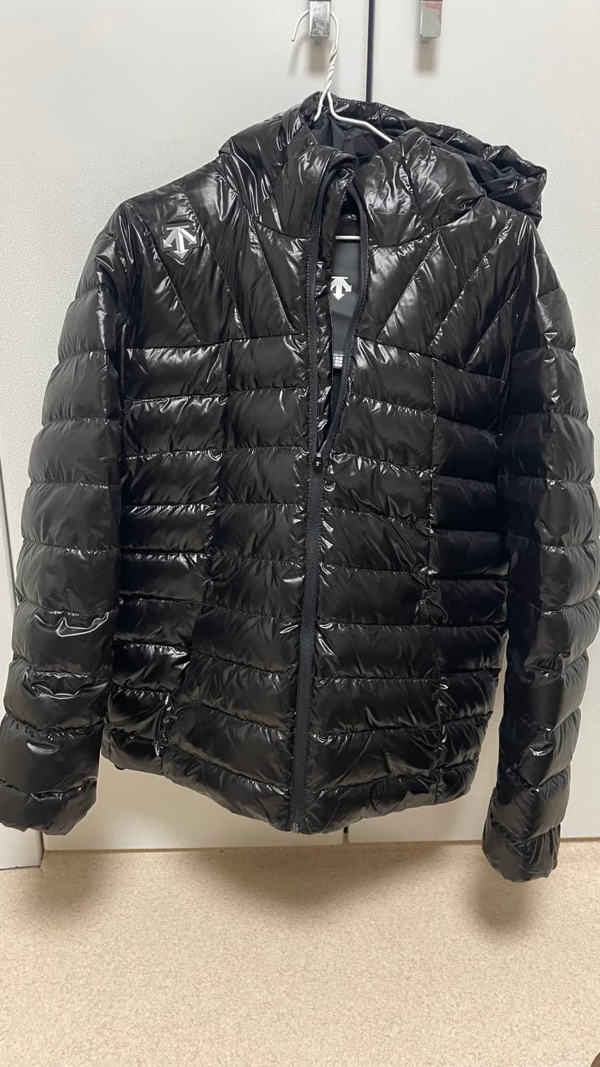 데상트 경량패딩 M 상품이미지1