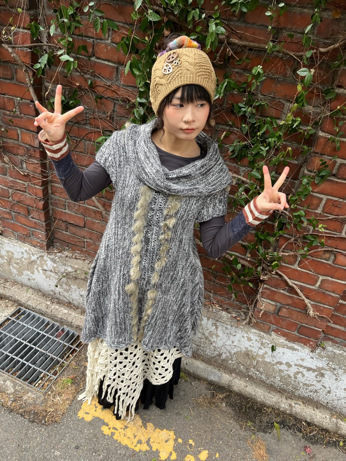 레빗 퍼 레이어드 니트 원피스 상품이미지1