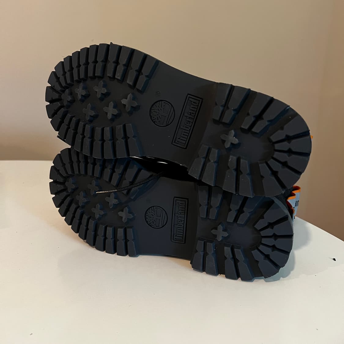 팀버랜드 6인치 스티치 블랙 워커 상품이미지4