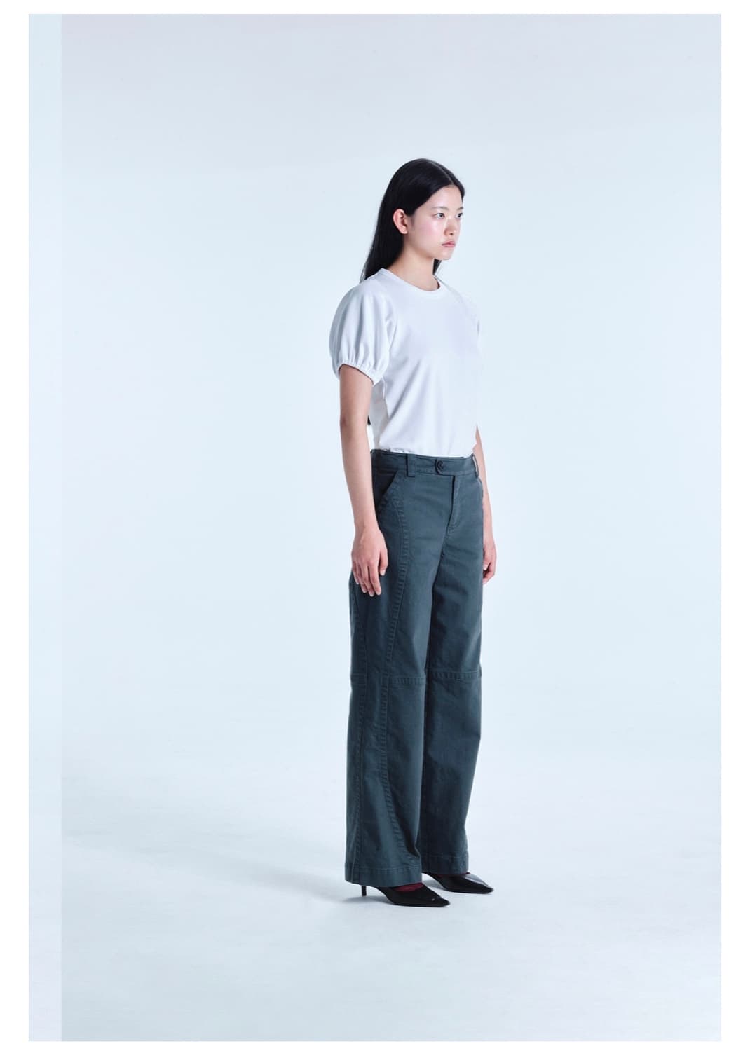 CURVED LINE WASHED DENIM PANTS 상품이미지4
