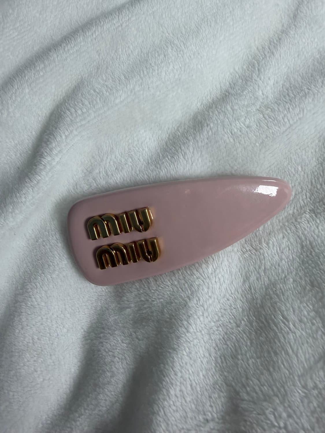 미우미우 헤어핀 핑크 (박스포함) 상품이미지1