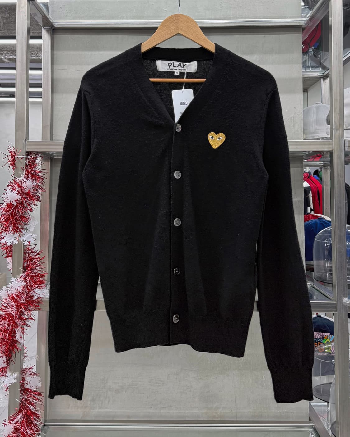 꼼데가르송 골드 와펜 패치 블랙 가디건 상품이미지1