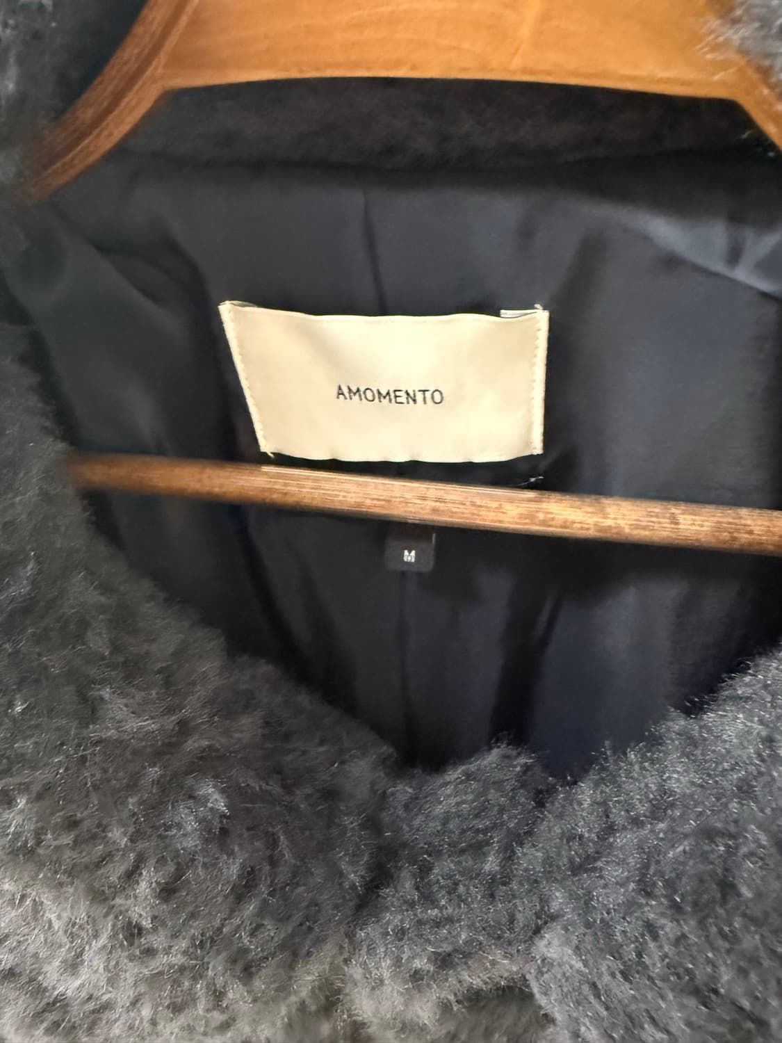 아모멘토 퍼자켓 M 상태 좋습니다 상품이미지2