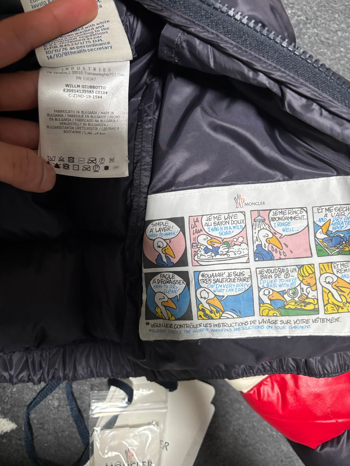 몽클레어 삼선윌름패딩 상품이미지4