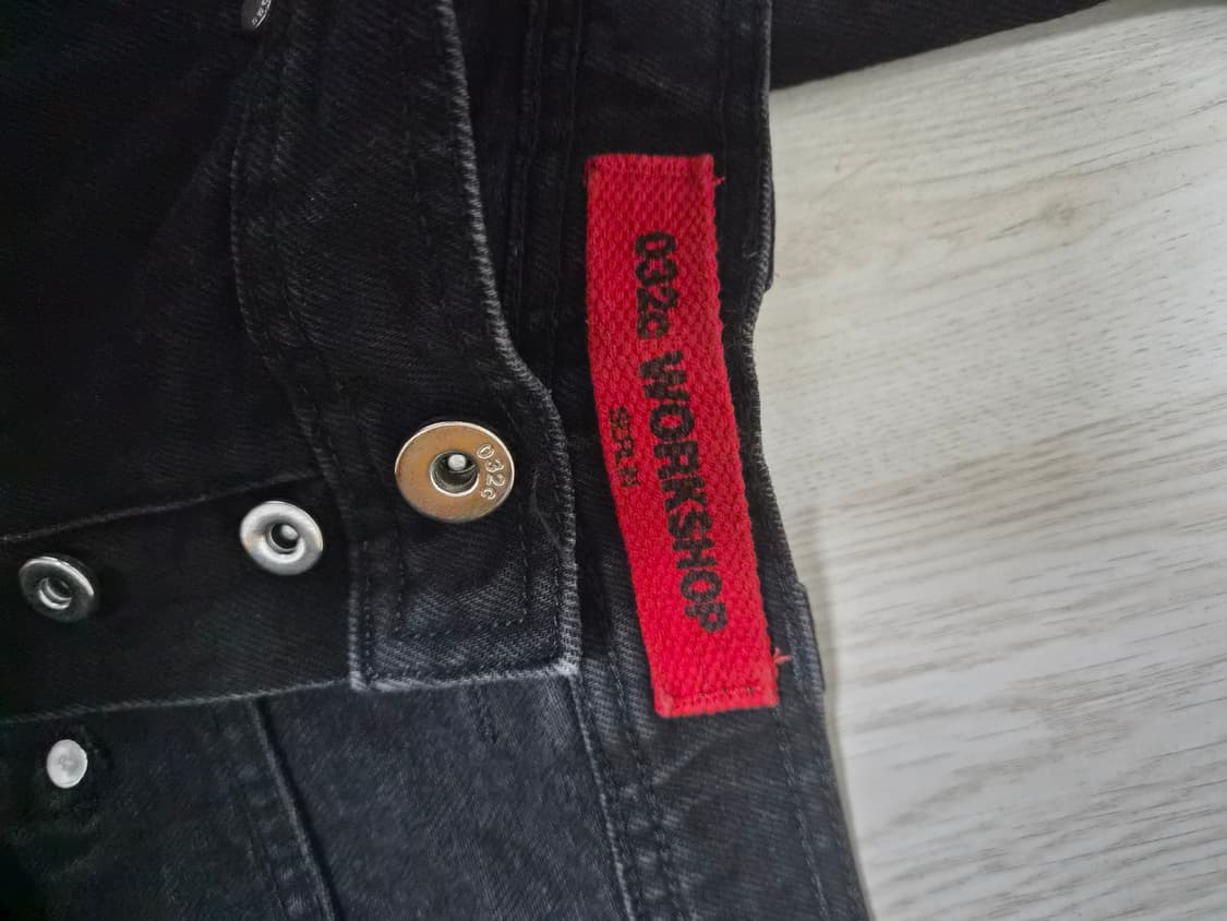 032c 워시드 스트레이트 블랙 데님 상품이미지4