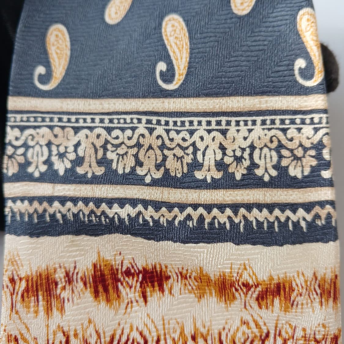 피에르 발망 실크 페이즐리 패턴 넥타이 9.6cm A+등급 A19702
 상품이미지8