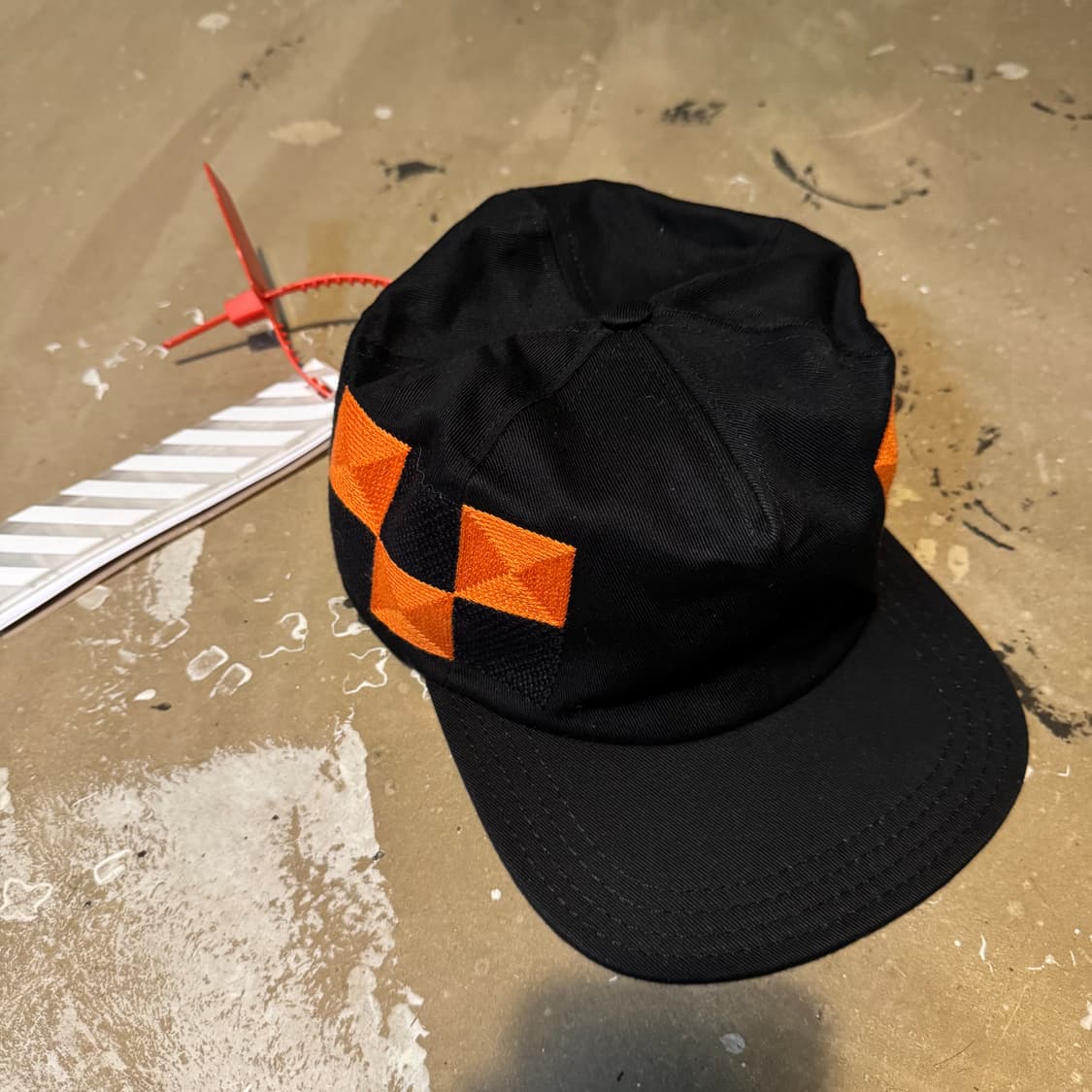 13s Off white checker board cap 상품이미지1