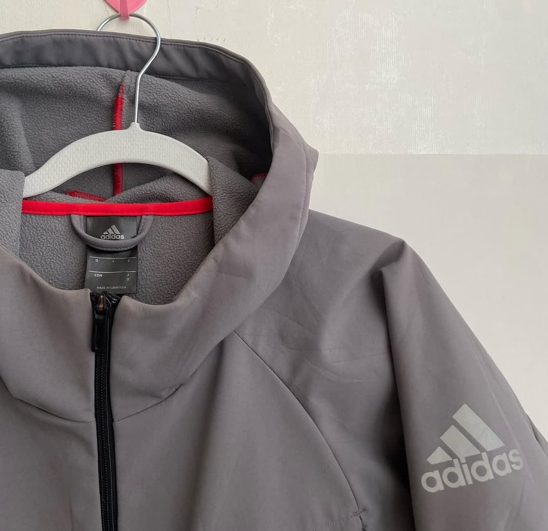 아디다스 그레이 바람막이 아우터 상품이미지2