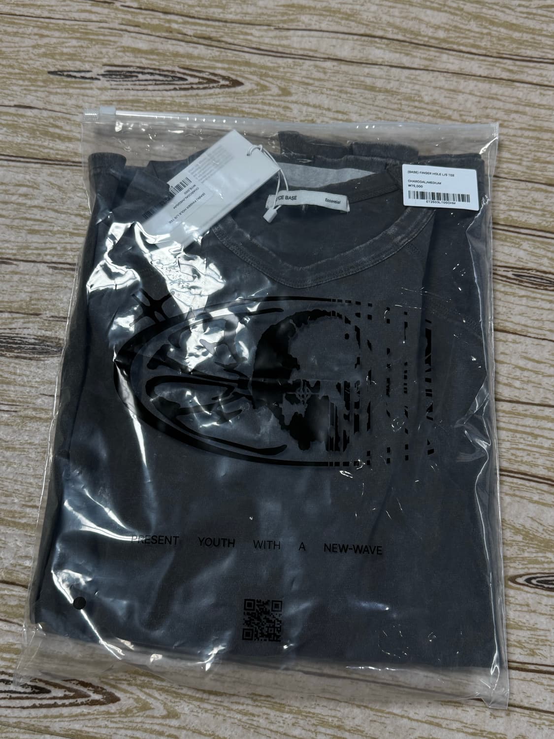 (M) Etce x 무민서 핑거홀 롱슬리브 차콜 상품이미지5