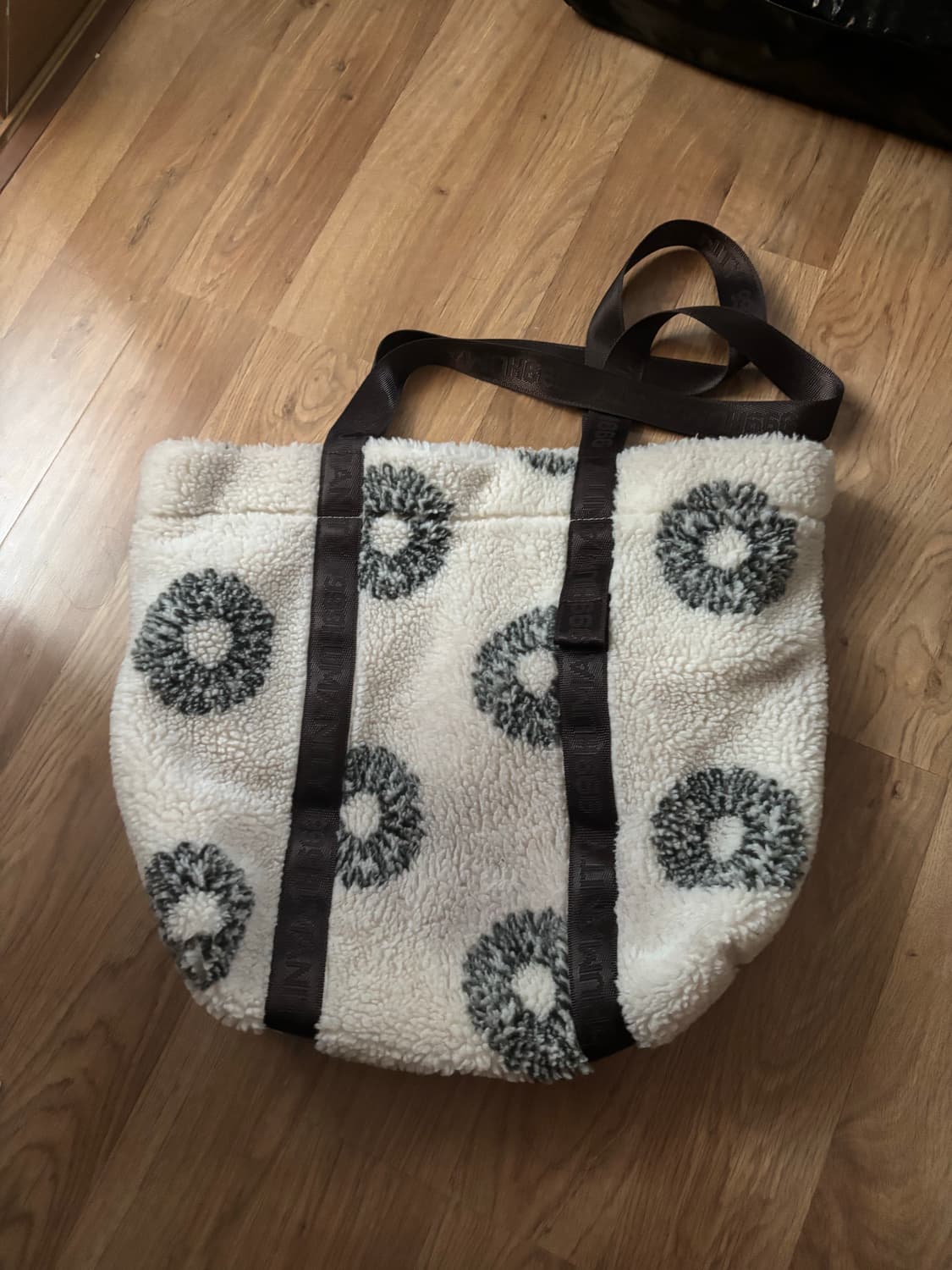 999휴머니티 빅 플리스 토트백 상품이미지3