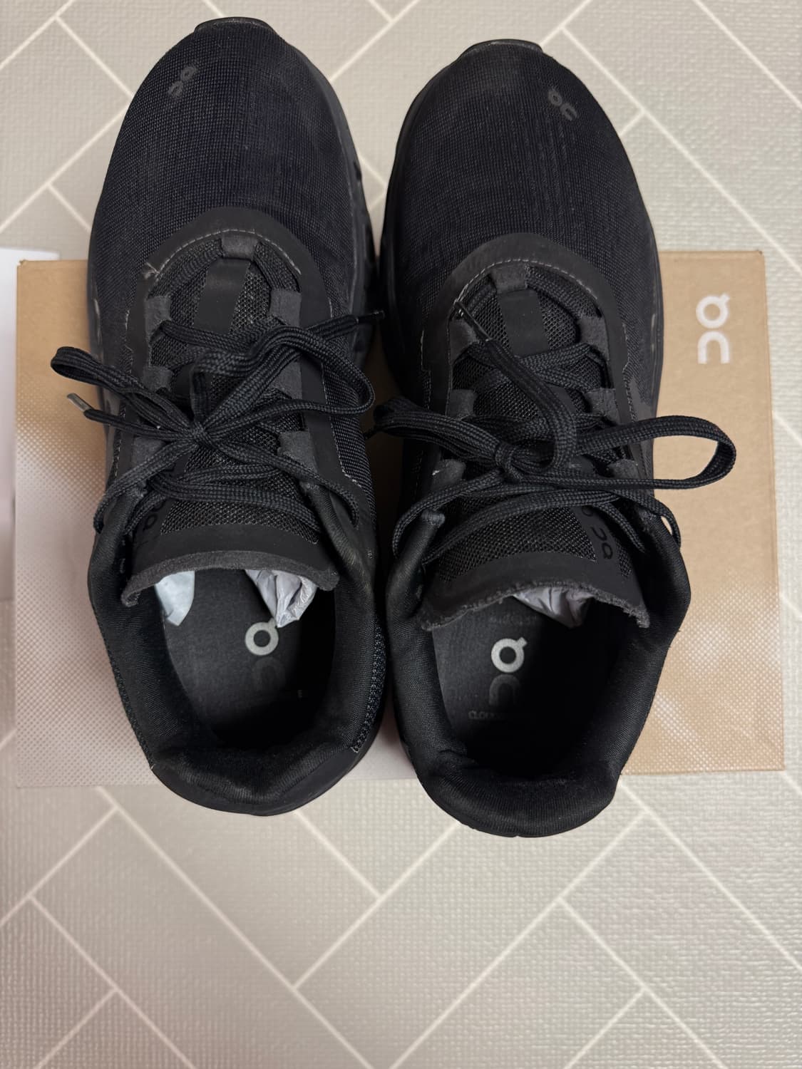 [270] 온러닝 클라우드몬스터 블랙 on running 상품이미지5