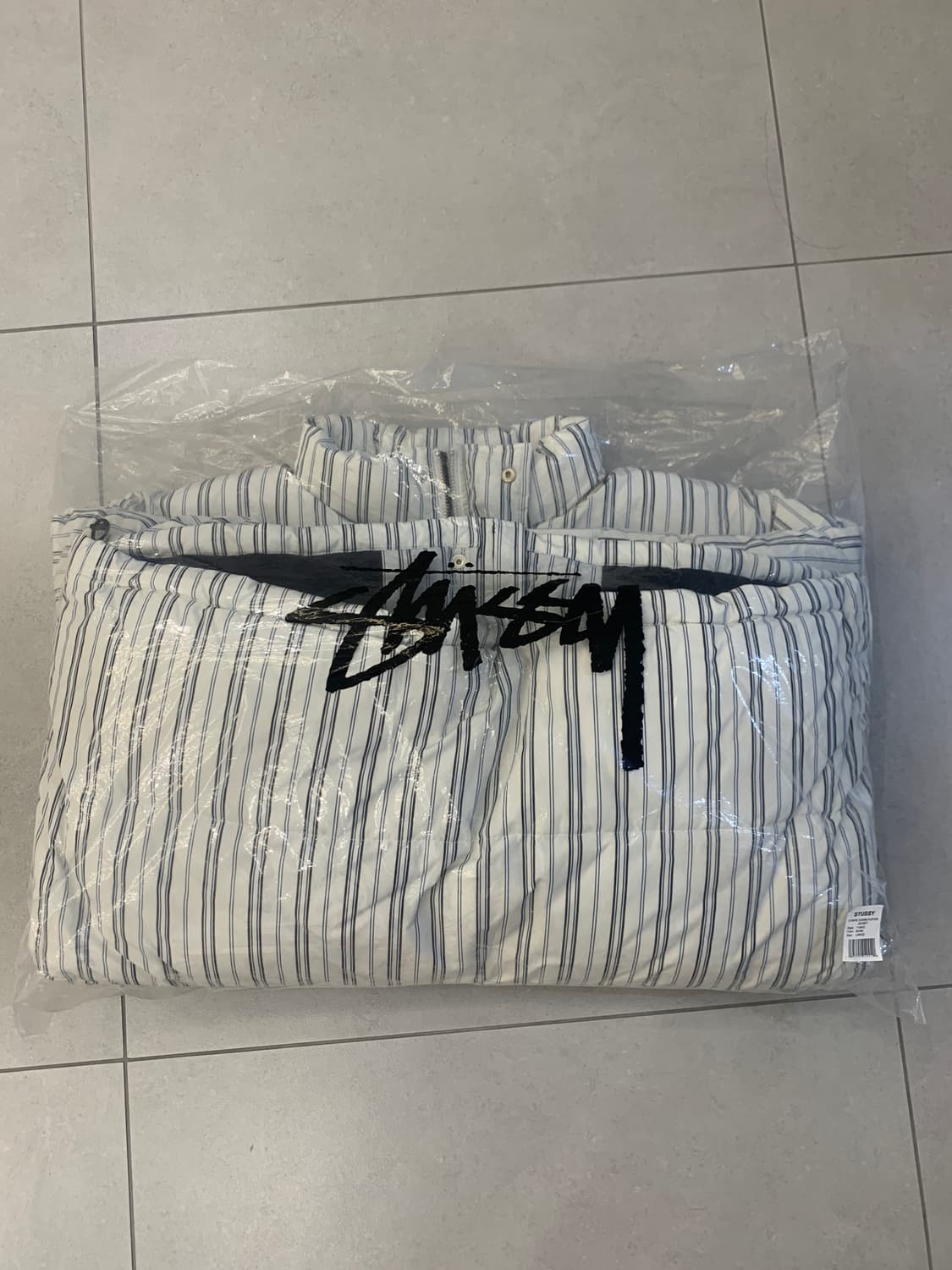 스투시 스트라이프 푸퍼 다운자켓 L 상품이미지4