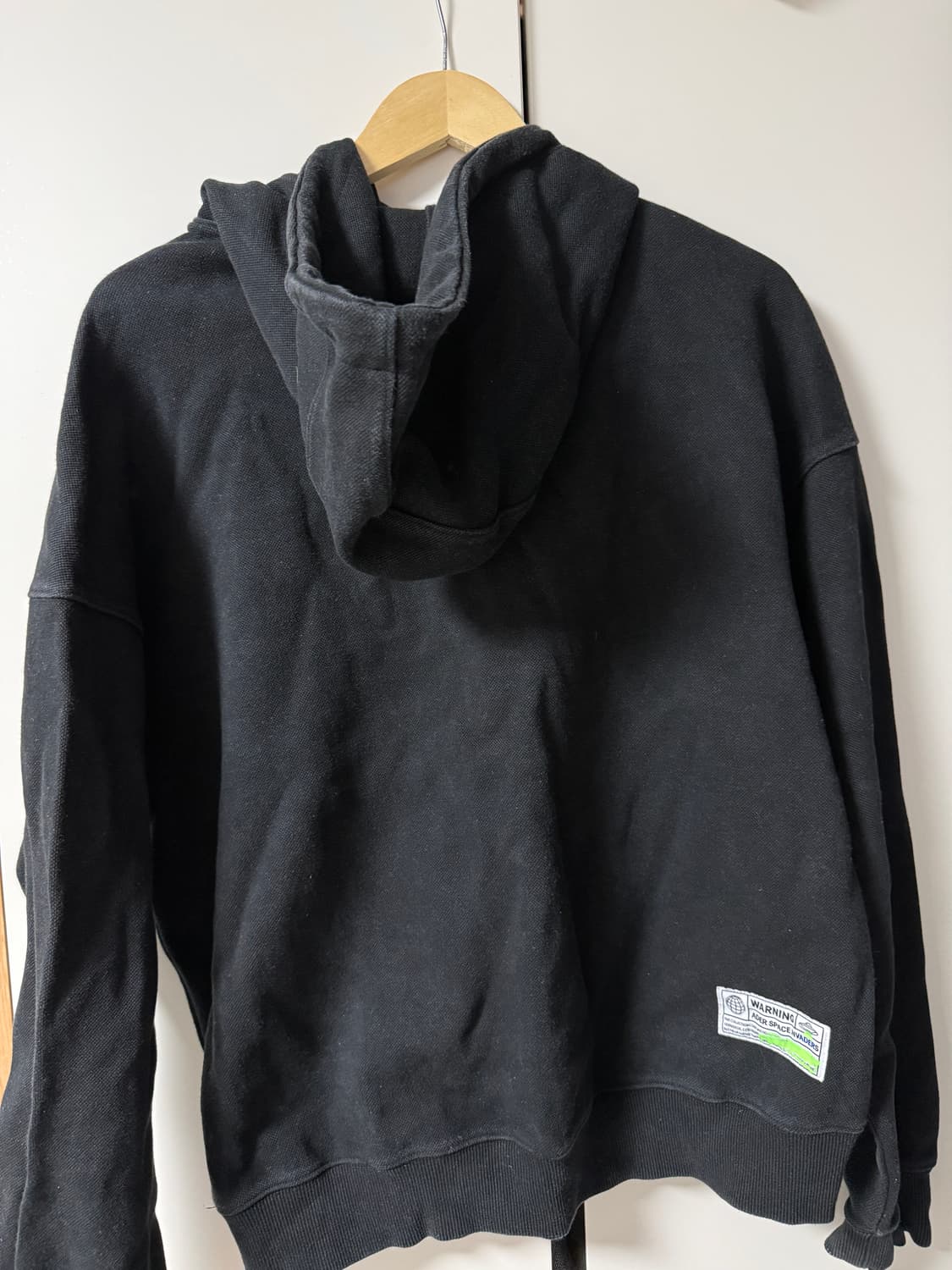 아더에러 리벳 후드 상품이미지2