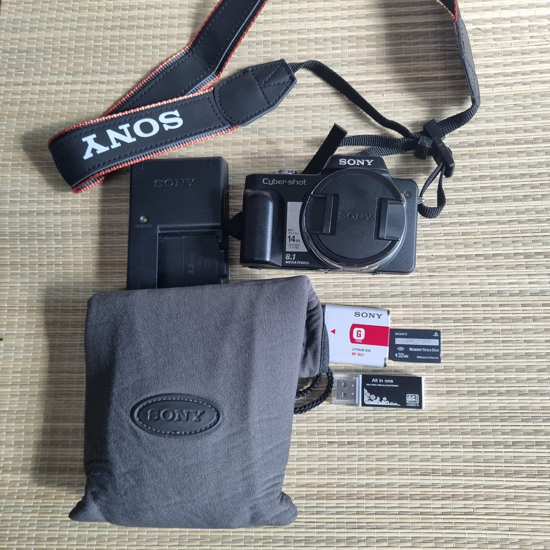 일본 소니 빈티지 디카 바디A급 완벽작동 콤팩트사이즈 DSC-H3 카메라 상품이미지3