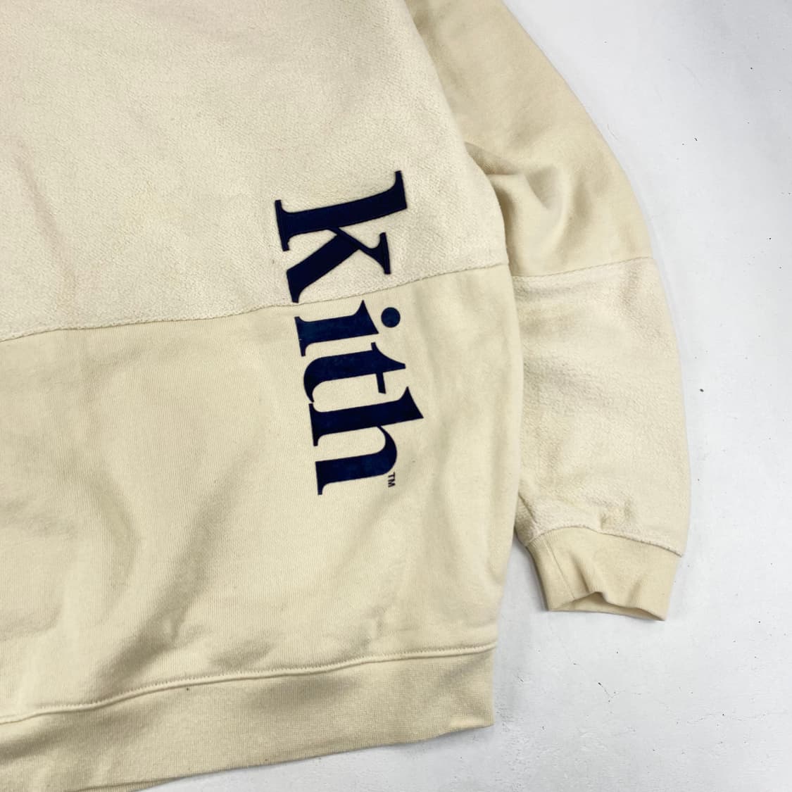 Kith 스펠아웃 아이보리 스웻 맨투맨 (103) 상품이미지3