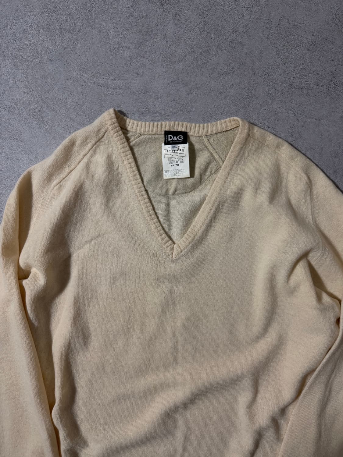 D&G 돌체앤가바나 브이넥 니트 상품이미지4