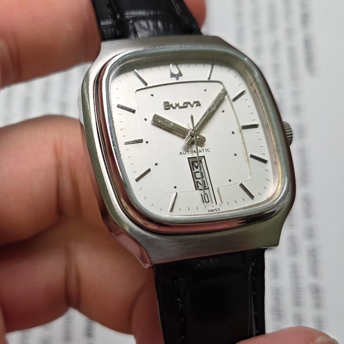 빈티지 부로바 데이데이트 사각탱크형 오리지널 실버다이얼 오토매틱  상품이미지4