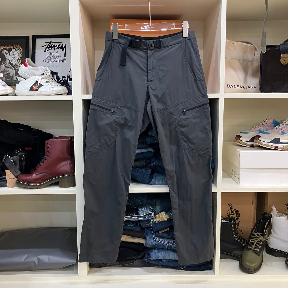 아크테릭스 자수 나일론 카고팬츠 30 상품이미지1