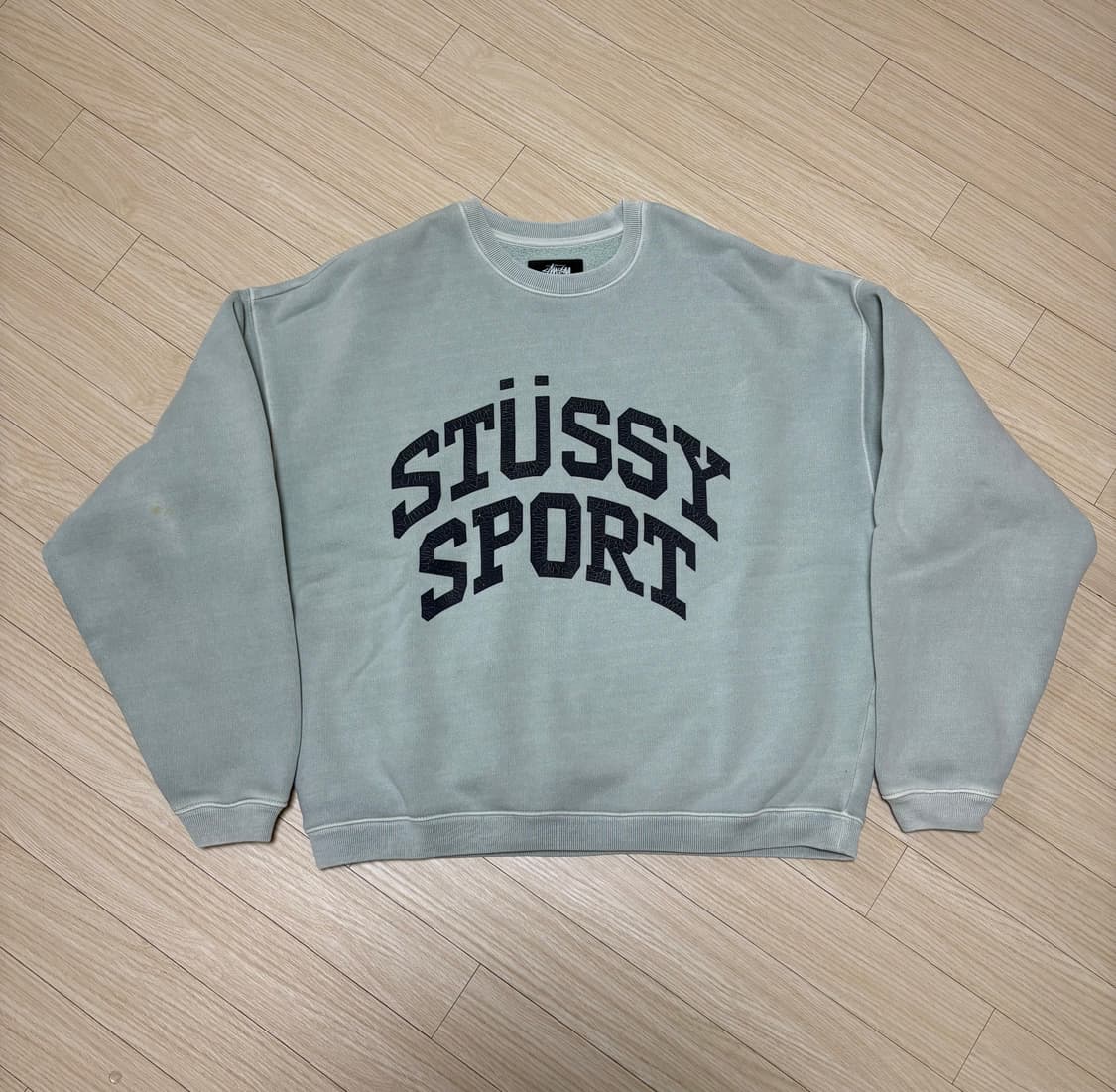 스투시 빅 크랙클 스포츠 크루 라이트 블루 상품이미지2