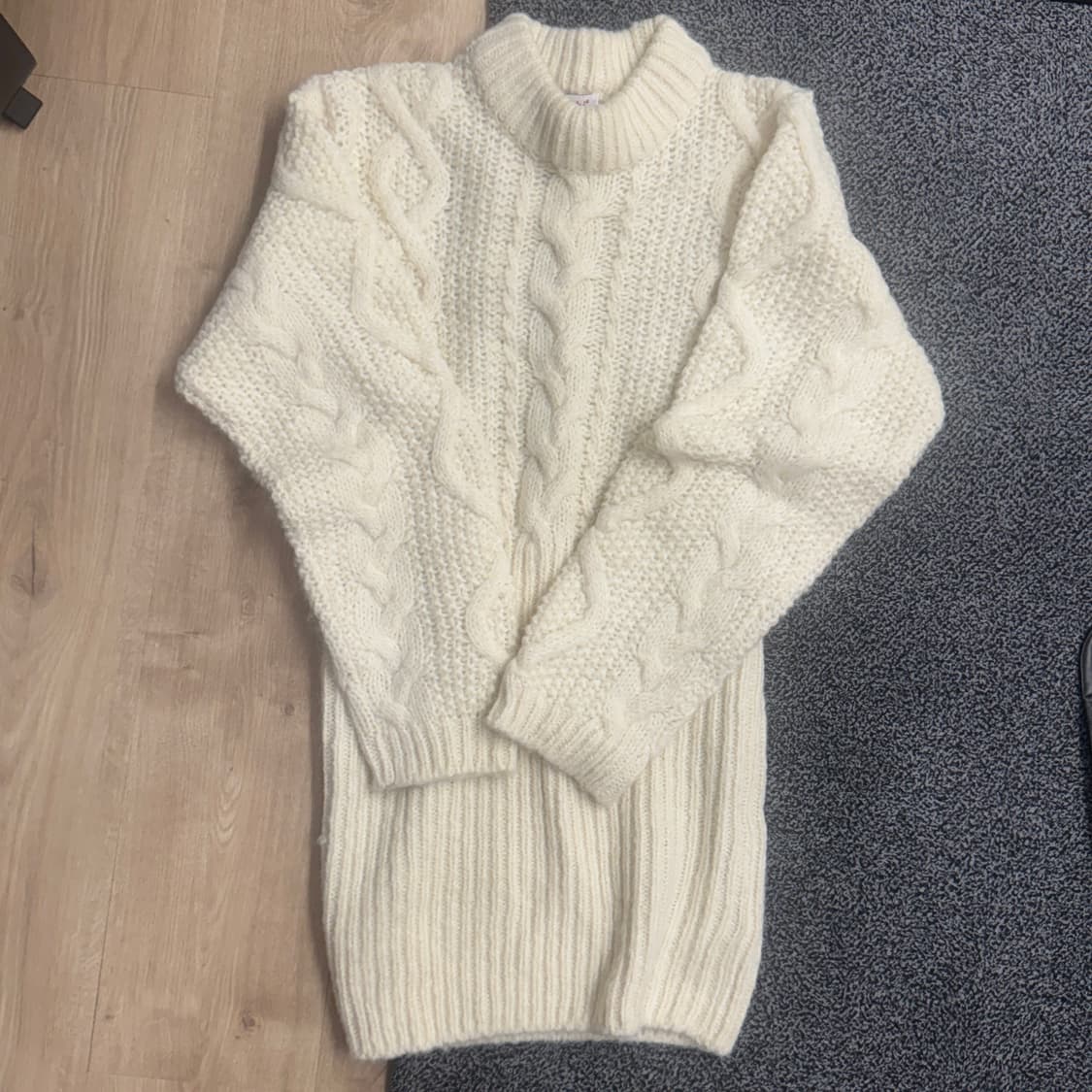 새상품) 제이키치 알파카 니트원피스 상품이미지4