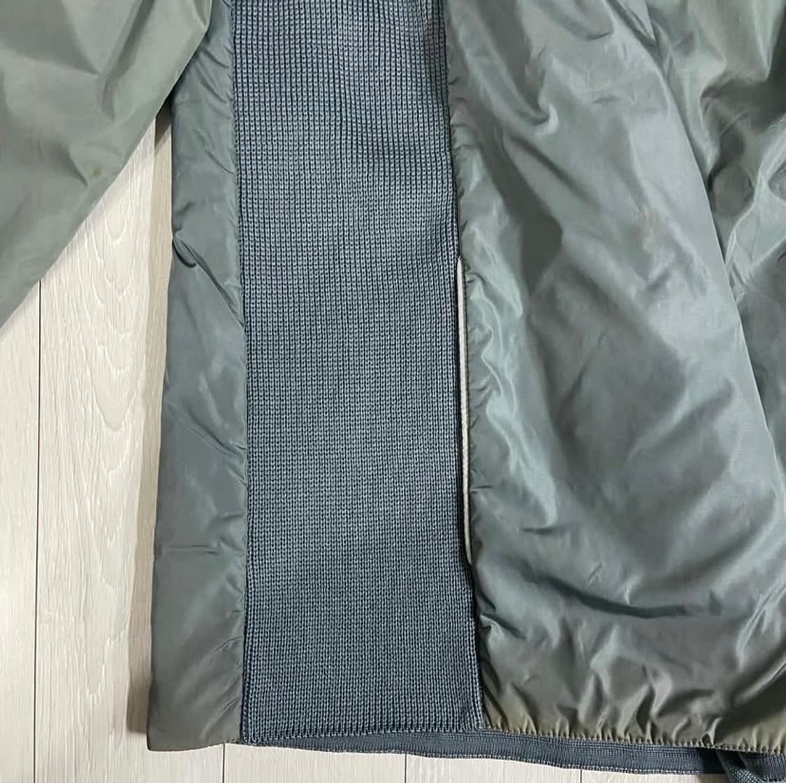 [48] AW1999 프라다 스포츠 도킹 니트 집업 상품이미지4