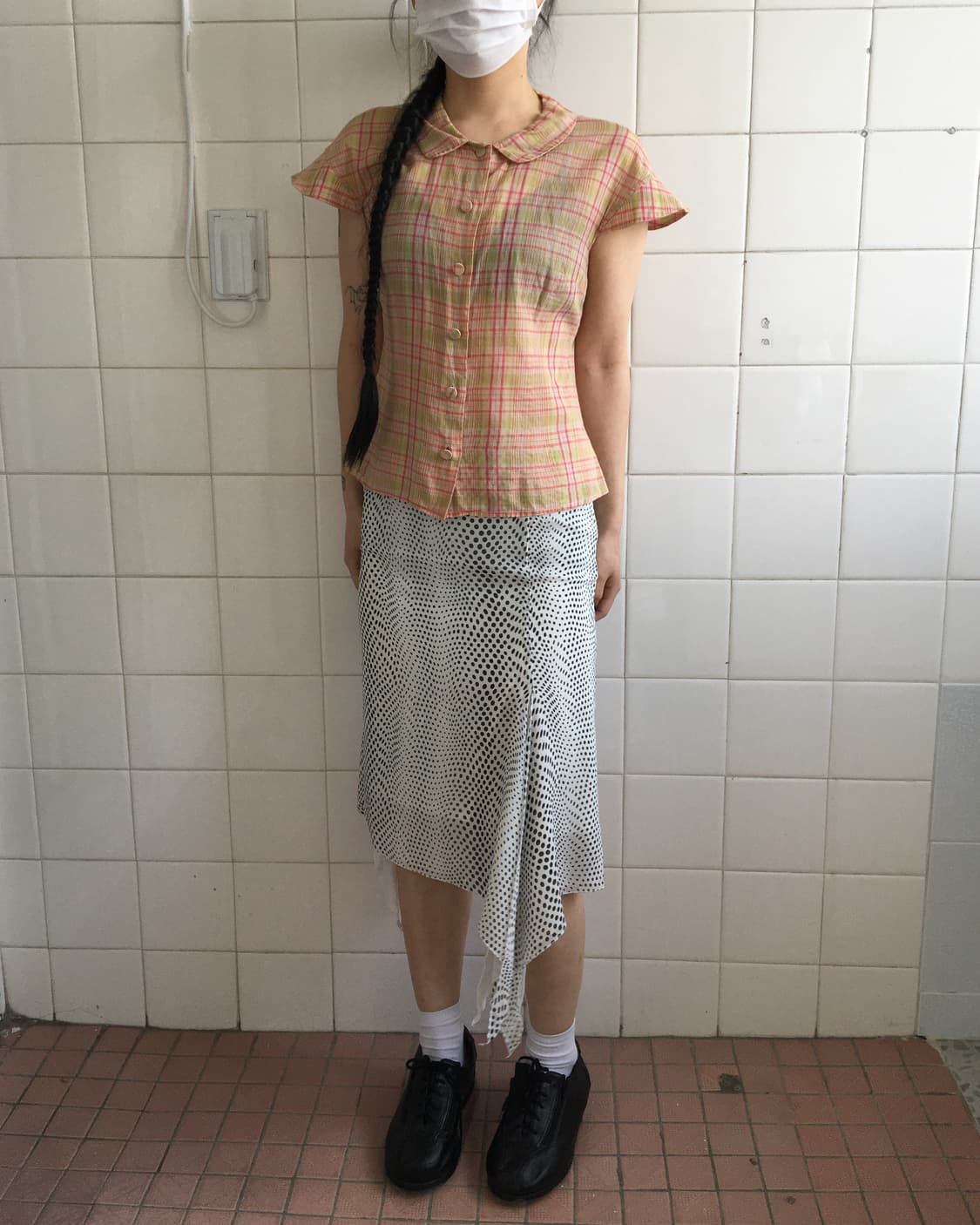 Dot pattern unbalanced drop point skirt 상품이미지5