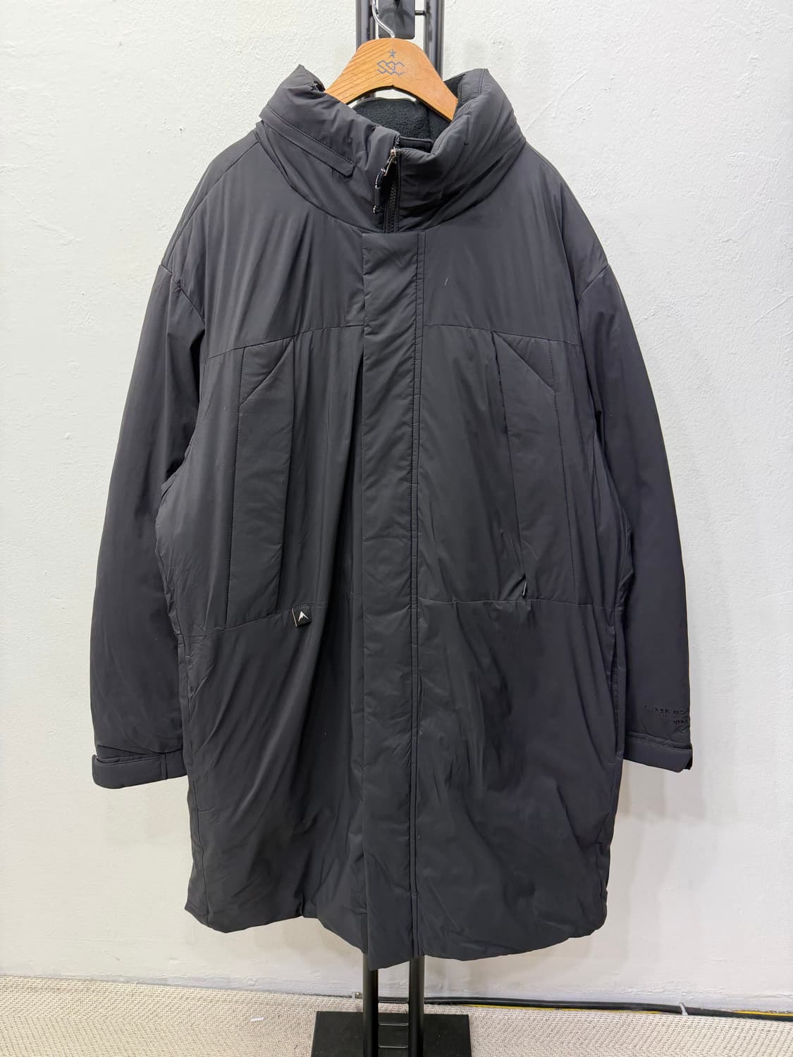 정품) 네파 남성 블랙 오버사이즈 구스패딩 XL 상품이미지1