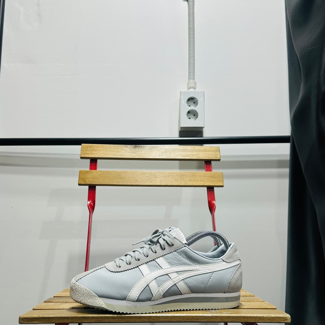 260) 오니츠카타이거 운동화 남성 남자 신발 코르쉐어 그레이 상품이미지3