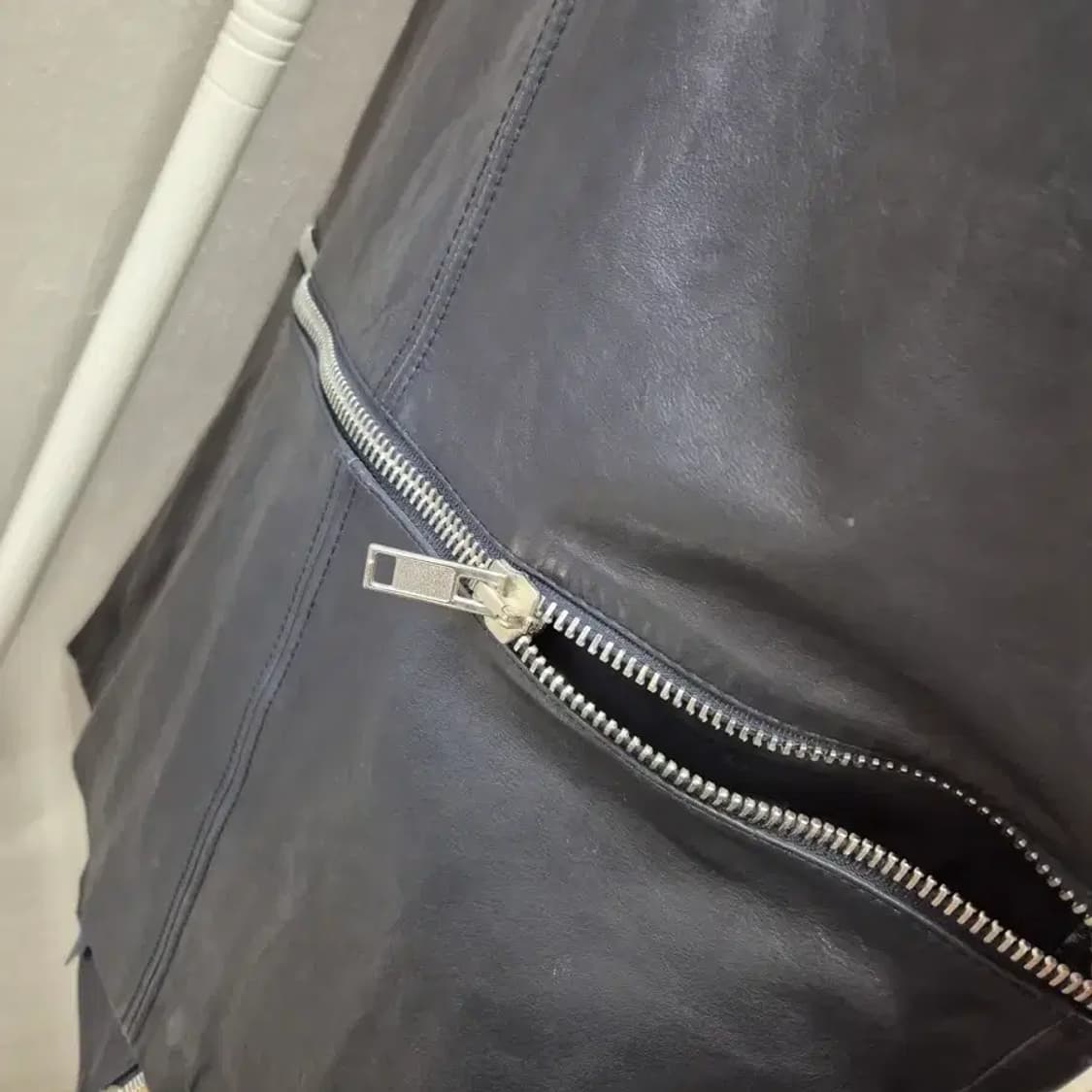 디젤 블랙골드 가죽 라이더 자켓 44 상품이미지6