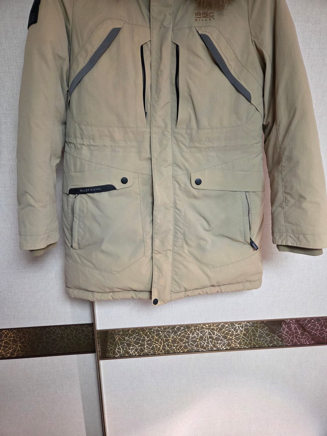 밀레 남녀공용 다운 패딩 95 베이지 상품이미지5