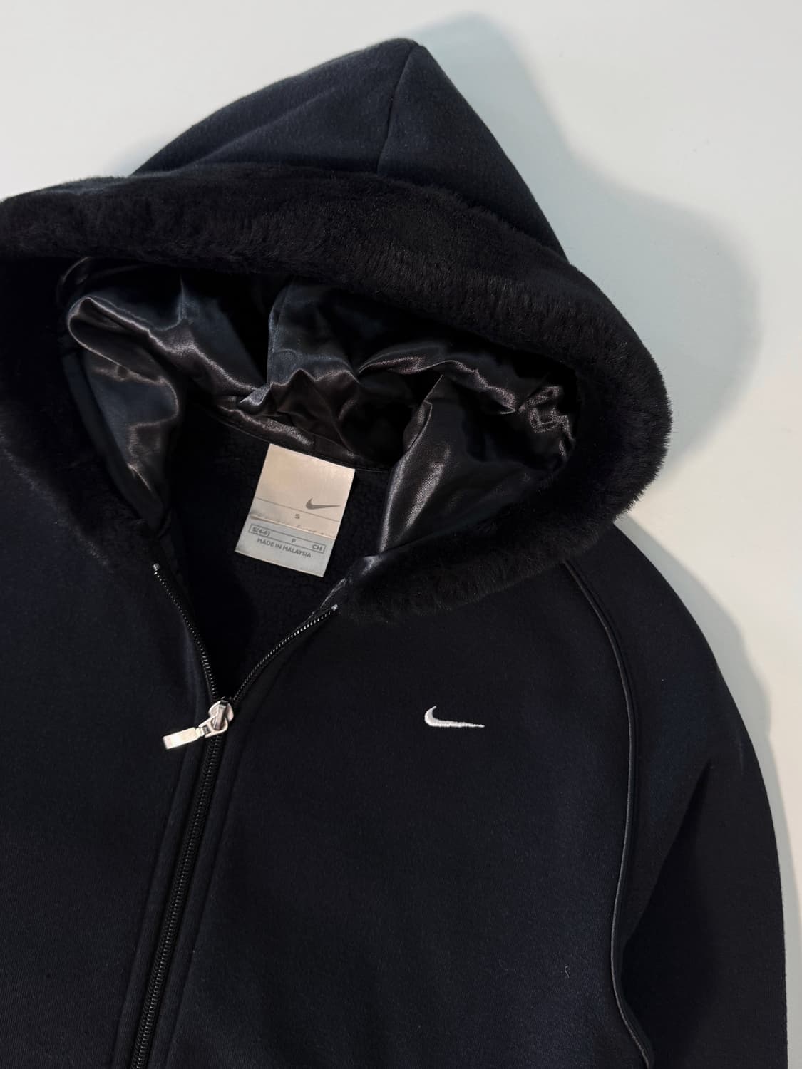 나이키 90‘s 울프죠 스우시 블랙 스웻 후드집업 상품이미지2