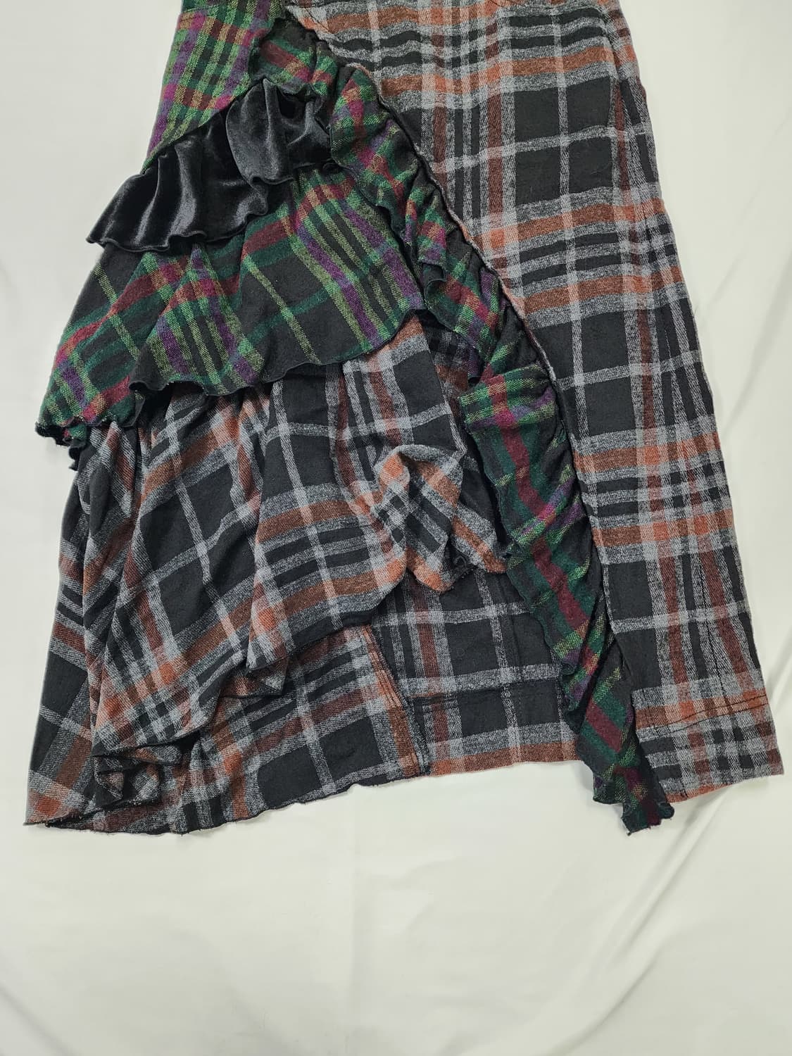 럭키슈에뜨 러플 체크 스커트 상품이미지3