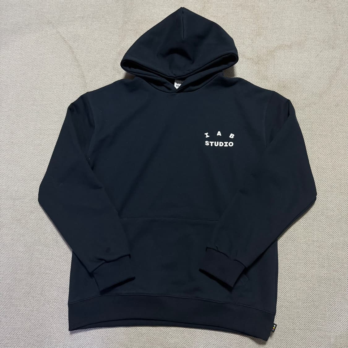 아이앱 스튜디오 후드티 상품이미지1