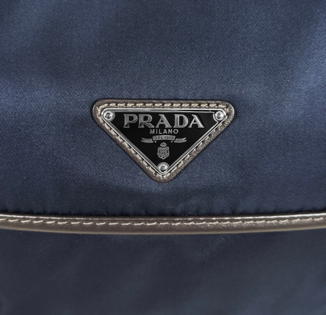 [OS] 프라다 남성 25ss 리나일론 스웨이드 레더 백팩 블루 커피 상품이미지7