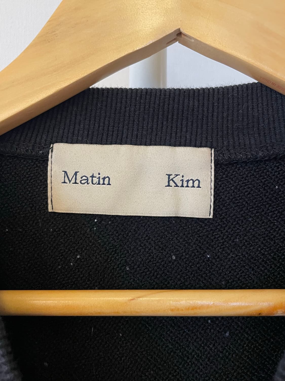 Matin Kim 로고 자수 오버핏 맨투맨 상품이미지4