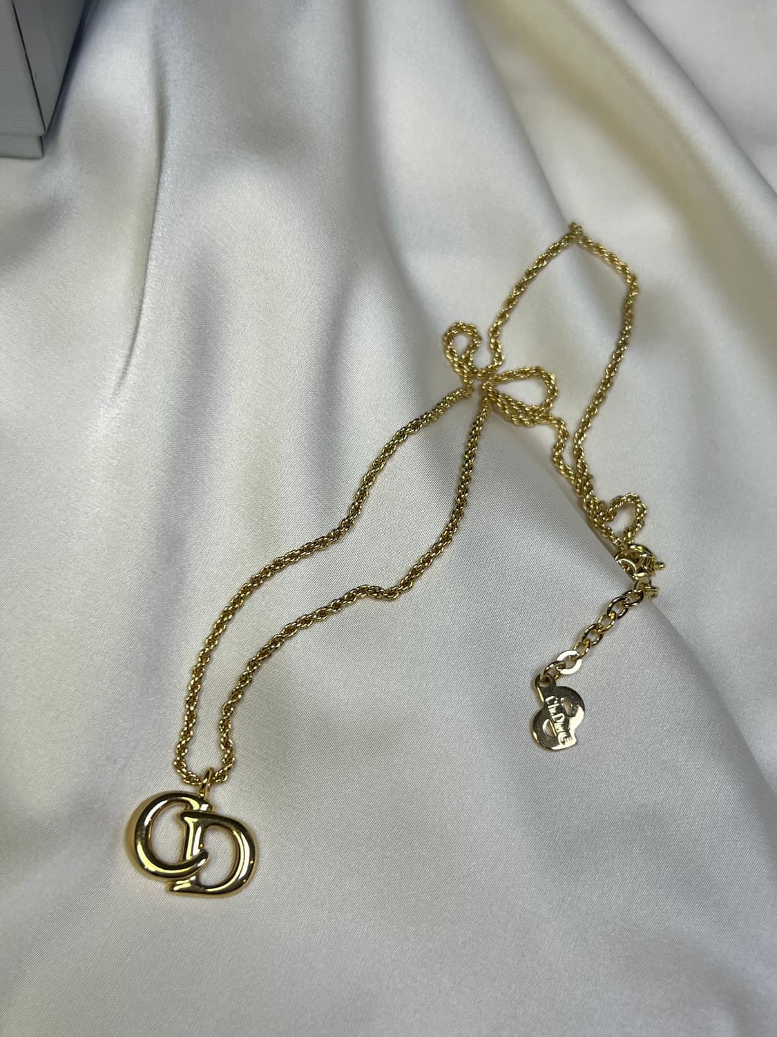 디올 CD 예리 목걸이 골드 상품이미지4