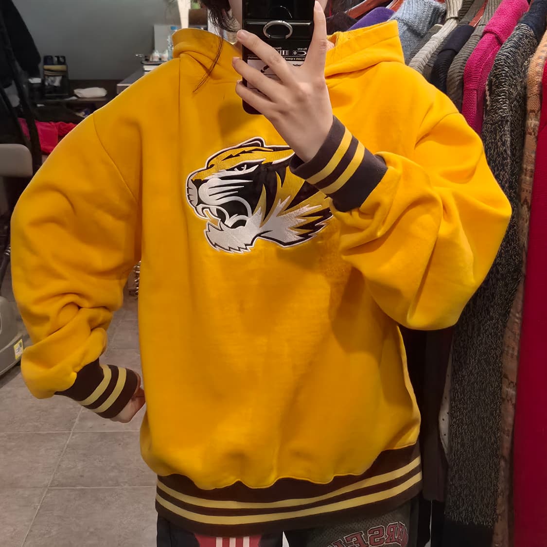 [NO.9] 미주리 타이거즈 기모 후드 옐로우 상품이미지3