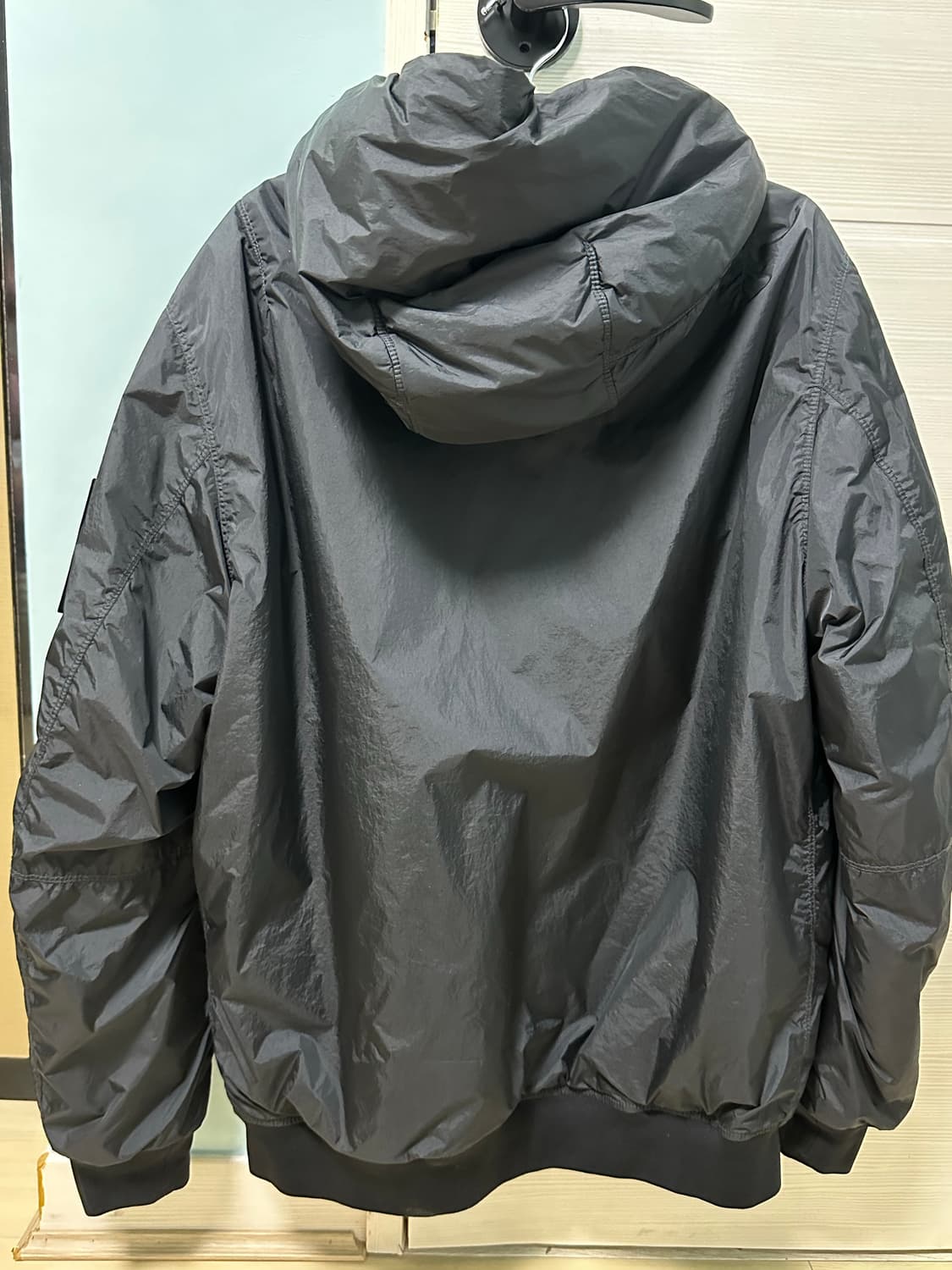 스톤아일랜드 크링클랩스 프리마로프트 tc 패딩자켓 L 새상품급 판매~ 상품이미지3