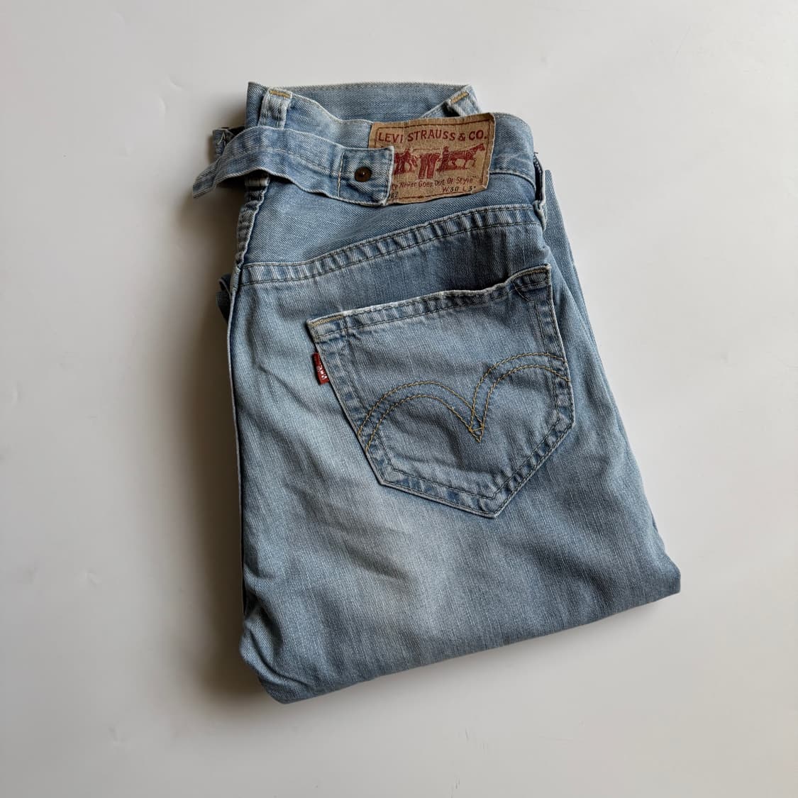 Levi’s 신치백 데님 ( OS )  상품이미지1