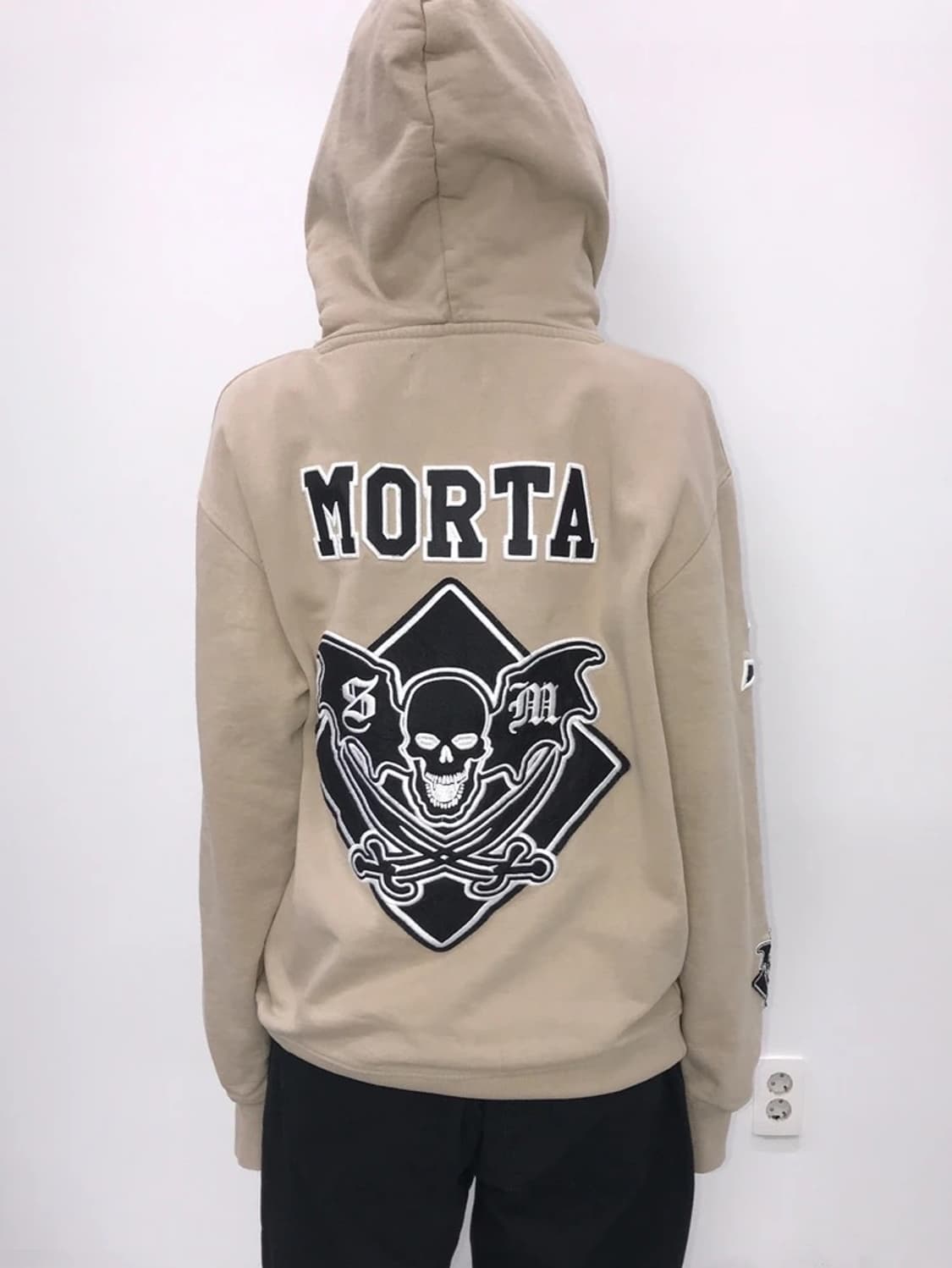 Saint Morta Skull Graphic Hoodie 상품이미지2