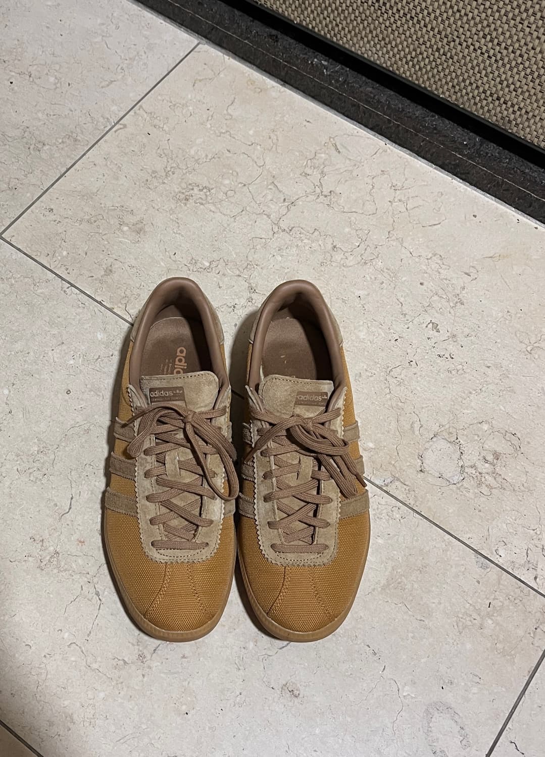 아디다스 버뮤다 메사 데저트 브라운 상품이미지1