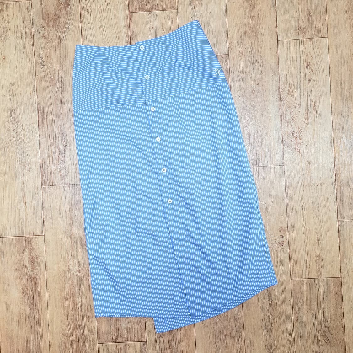 네세서리(NCSSRY) 버튼 스트라이프 스커트 55-66 상품이미지5