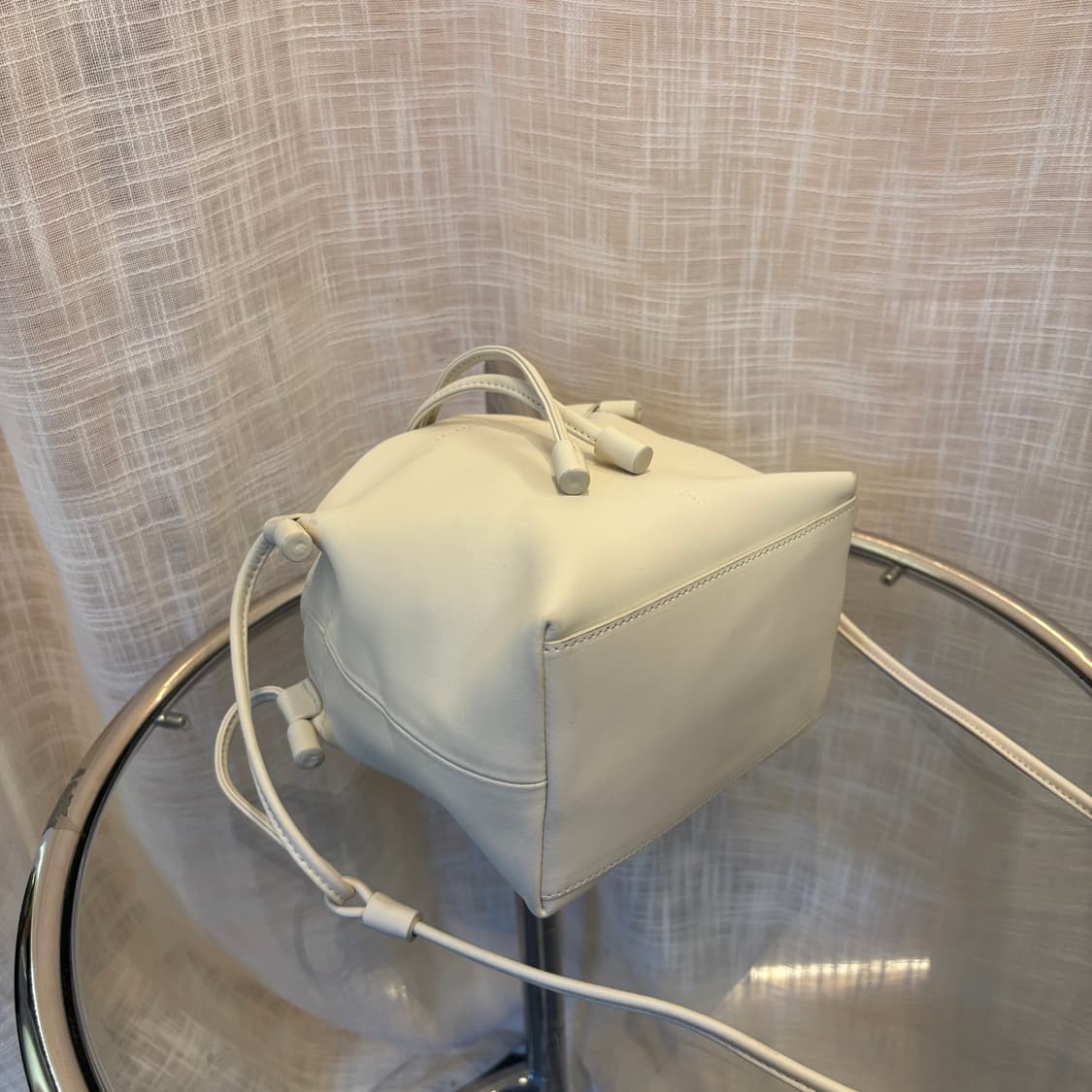 정품 호제 소가죽 버킷 크로스백     상품이미지7